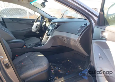 2013 Hyundai Sonata Se z USA, uszkodzony, nr VIN 5NPEC4AC8DH642293